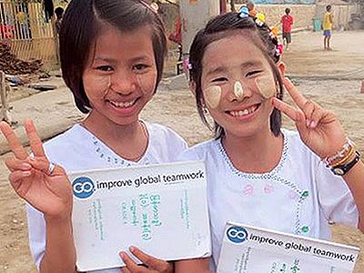 girls-stickers-mandalay-myanmar-globalonly-foundation